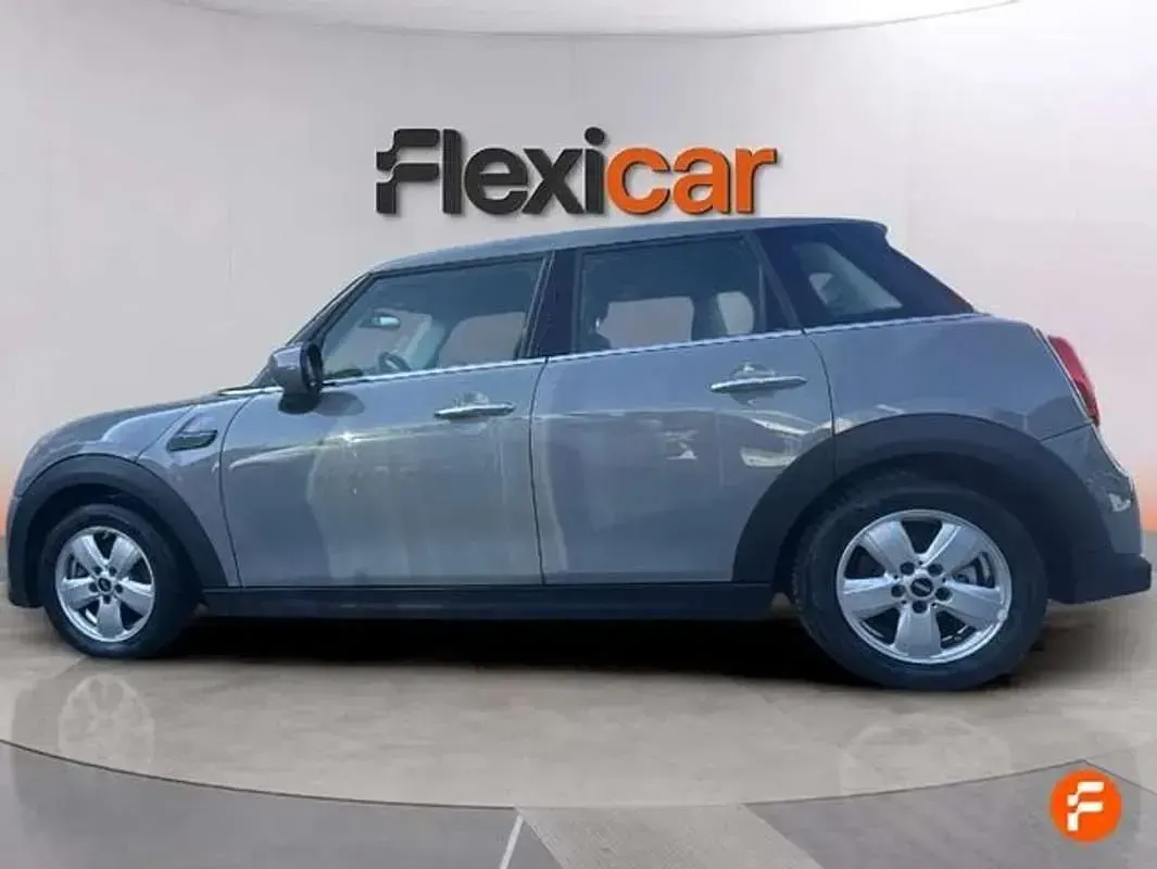 Usado Mini Cooper 136 CV (100 kW) 2022 Gris Utilitario