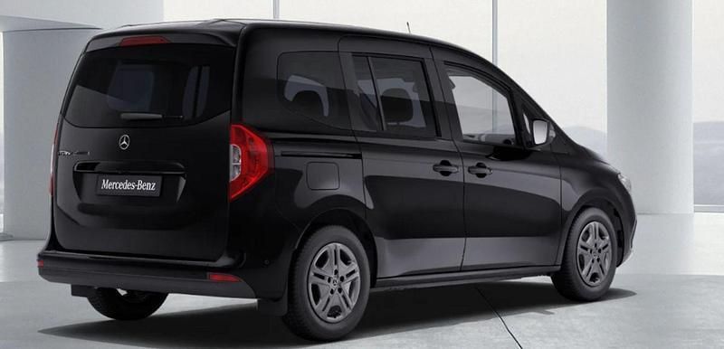 Nuevo Mercedes Citan 110 95 CV (69 kW) 2025 Negro Familiar