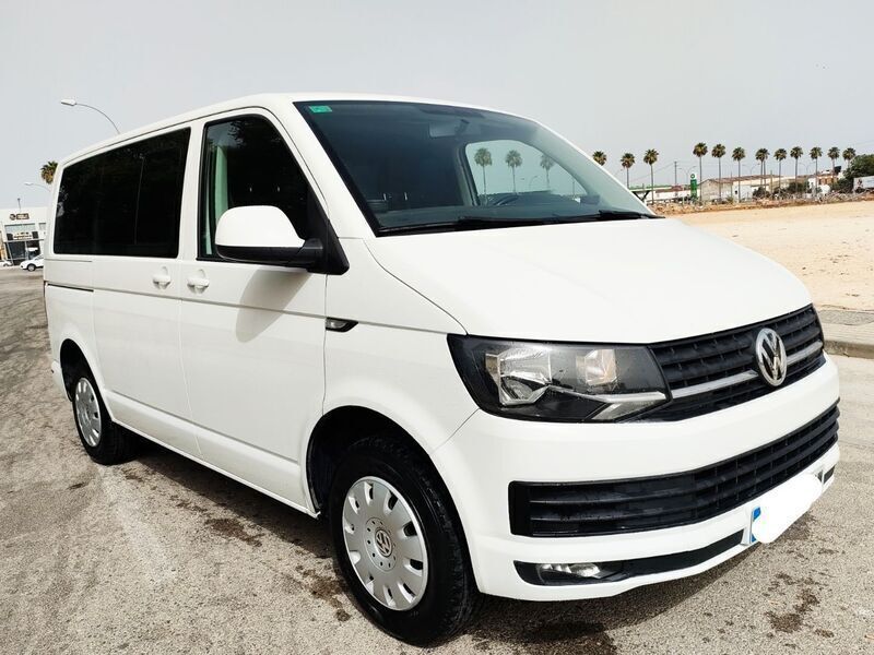 Blanco Usado 2017 VW Caravelle Comfortline Monovolumen | 25.999 € (Caro) - Imagen 1/4