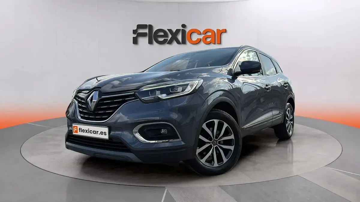 Usado Renault Kadjar Zen 140 CV (102 kW) 2021 Gris SUV
