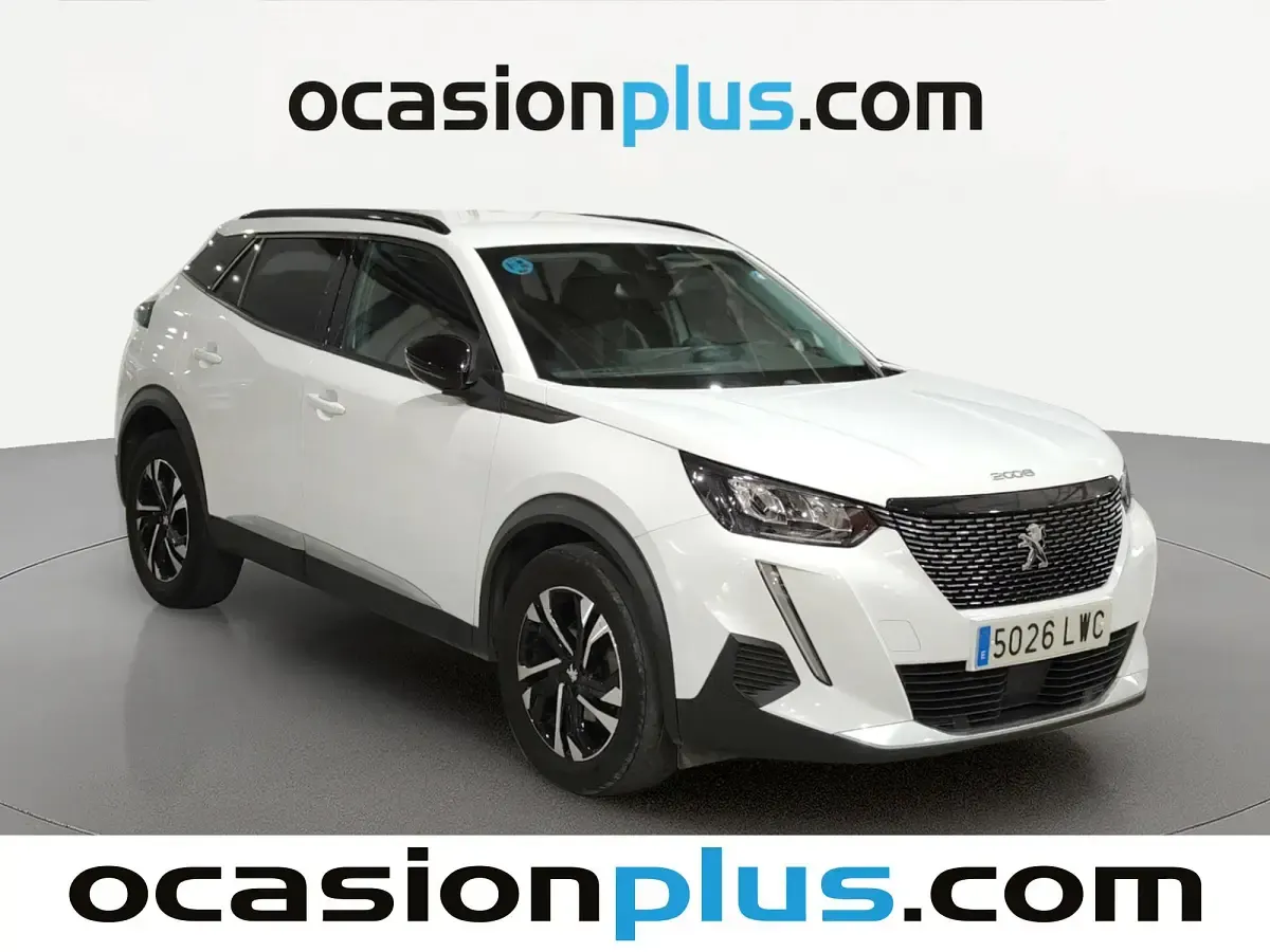 Usado Peugeot 2008 Allure 110 CV (80 kW) 2022 Blanco SUV