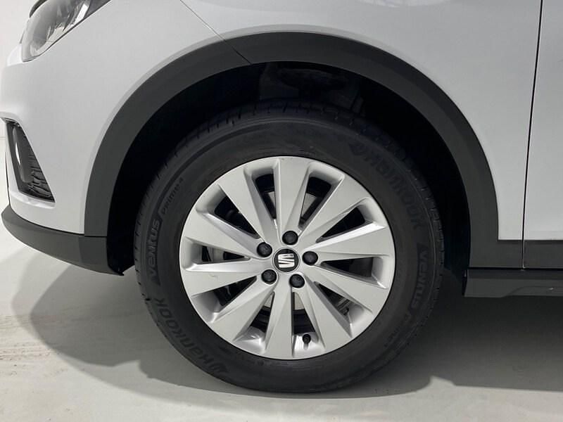 Usado Seat Arona Ecomotive 115 CV (84 kW) 2018 Blanco SUV