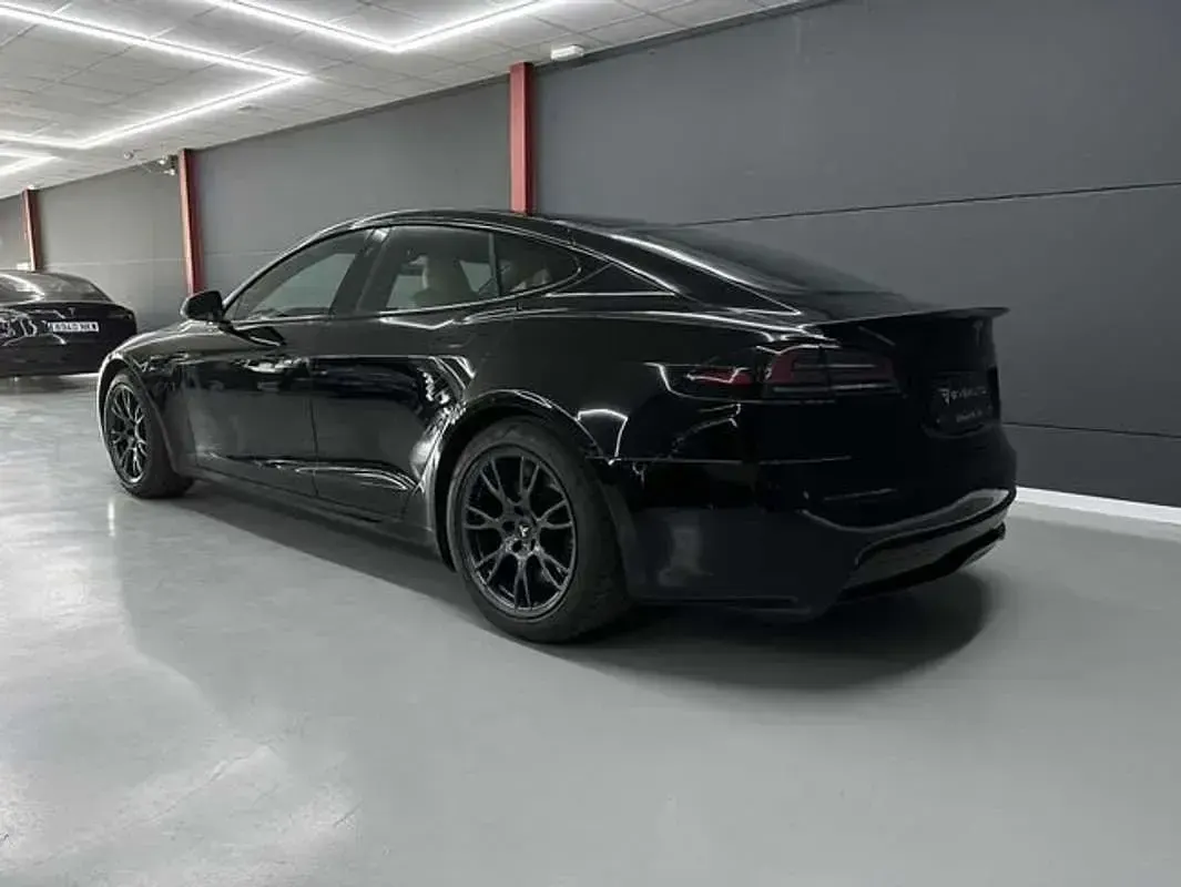 Usado Tesla Model S Plaid 759 kW (1033 CV) 2023 Negro Utilitario