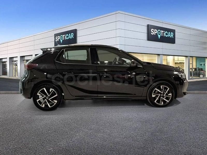 Usado Opel Corsa 100 CV (73 kW) 2025 Negro Utilitario