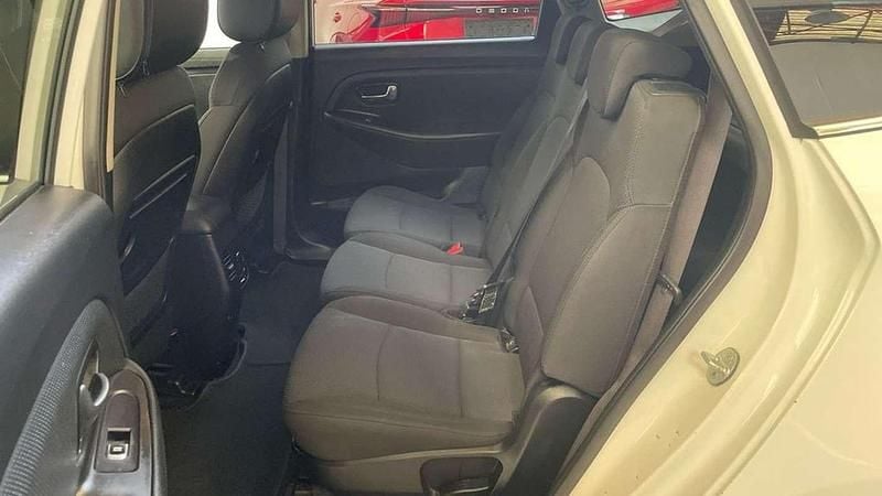 Blanco Usado 2013 Kia Carens Monovolumen | 9900 € (Un poco caro) - Imagen 1/4