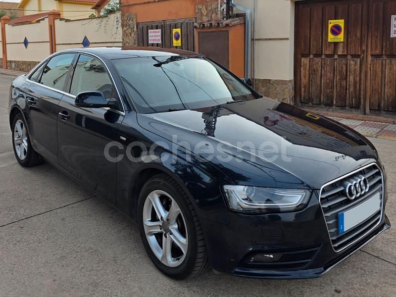 Negro Usado 2013 Audi A4 Advanced Berlina | 11.999 € (Precio justo) - Imagen 1/4
