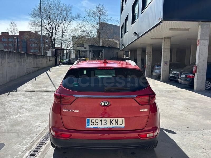 Usado Kia Sportage 115 CV (84 kW) 2018 Rojo SUV