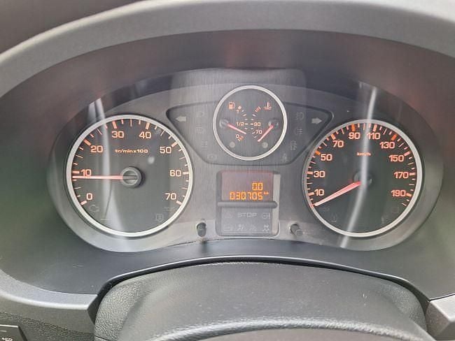 Usado Peugeot Partner Tepee Outdoor 110 CV (80 kW) 2018 Grisnegro Monovolumen