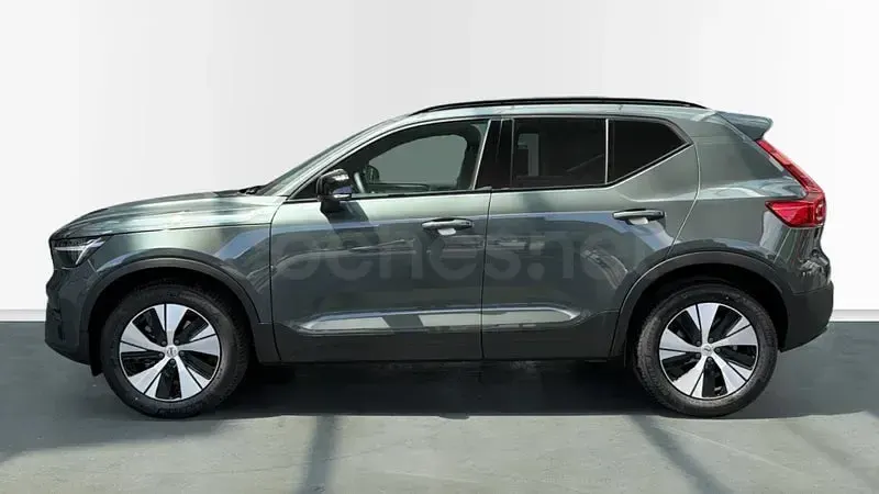 Nuevo Volvo XC40 Plus 163 CV (119 kW) 2026 Verde SUV