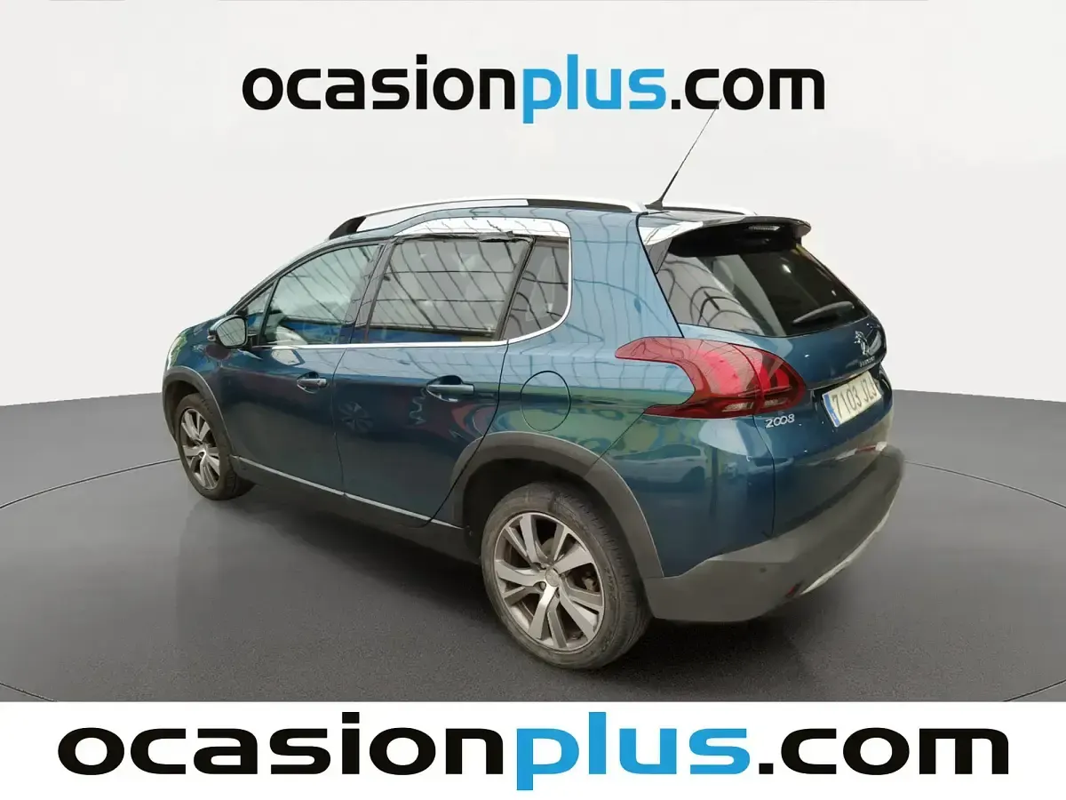 Usado Peugeot 2008 Allure 100 CV (73 kW) 2017 Azul SUV