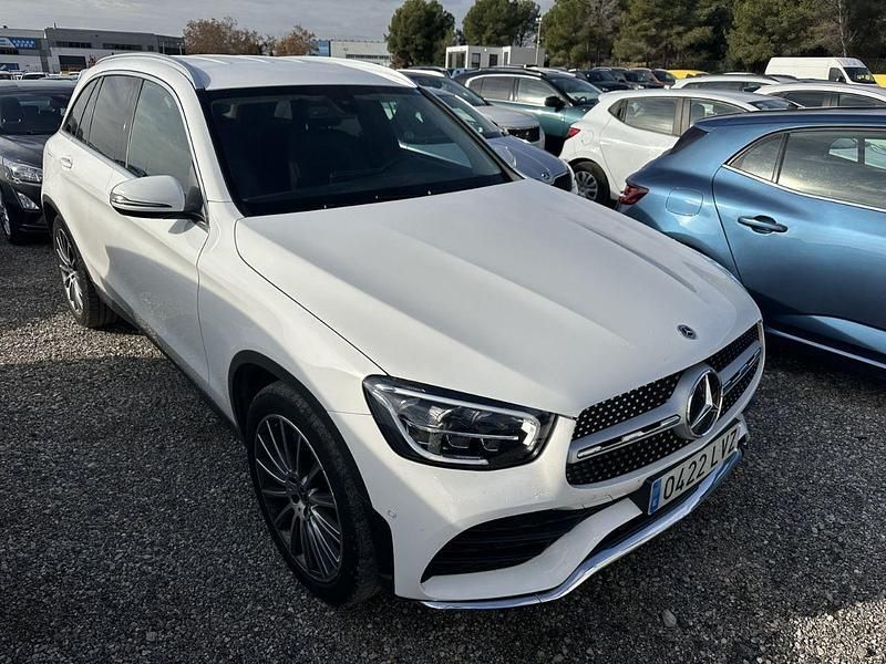 Usado Mercedes GLC43 AMG 194 CV (142 kW) 2022 Blanco SUV