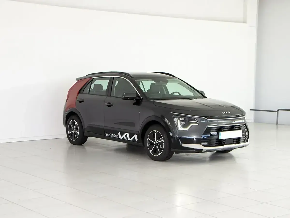 Usado Kia Niro 183 CV (134 kW) 2023 Gris SUV