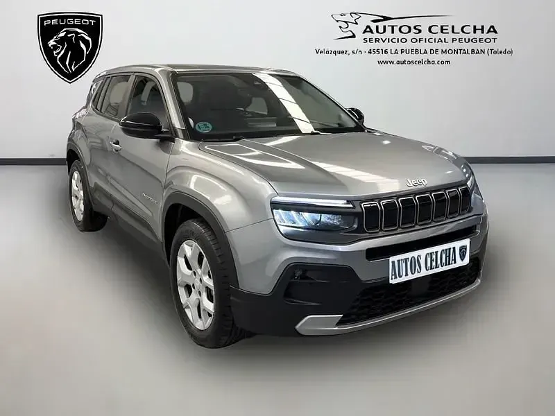 Usado Jeep Avenger Altitude 100 CV (73 kW) 2025 Gris SUV
