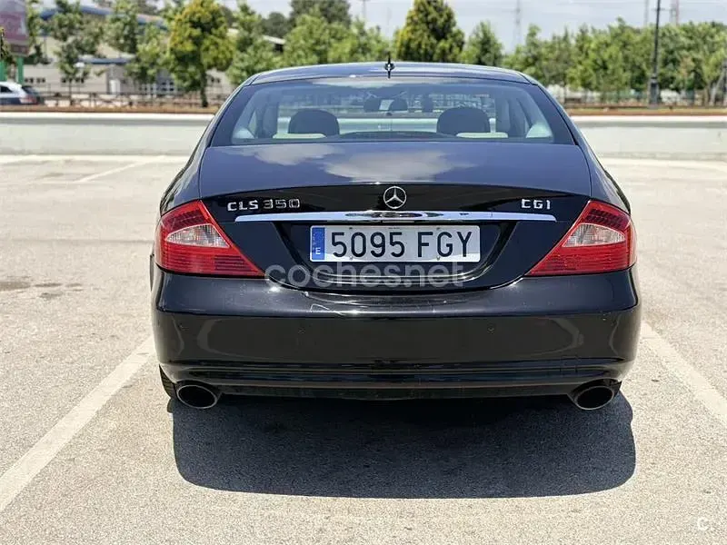 Usado Mercedes CLS350 292 CV (214 kW) 2006 Negro Berlina