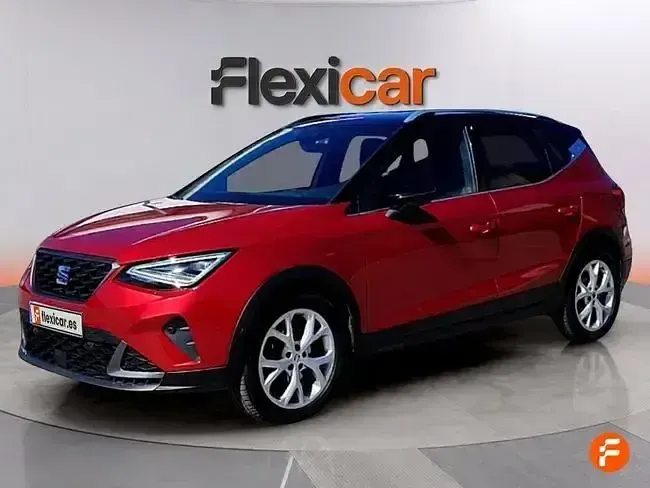 Usado Seat Arona FR 150 CV (110 kW) 2023 Rojo SUV