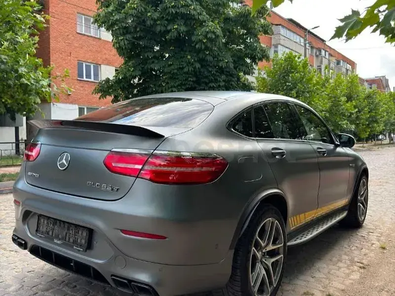 Usado Mercedes GLC63 AMG 510 CV (375 kW) 2019 Gris / plata SUV