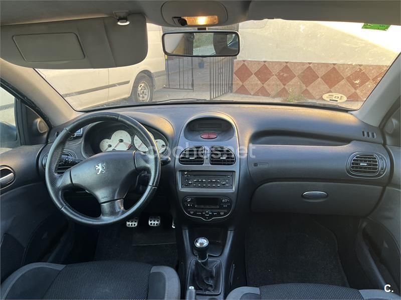 Gris / plata Usado 2006 Peugeot 206 Berlina | 2900 € (Precio justo) - Imagen 1/1