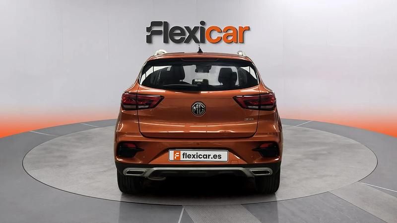 Usado MG ZS Comfort 106 HP (77 kW) 2025 Laranja SUV