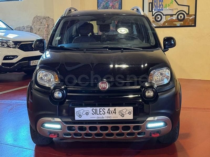 Usado Fiat Panda 4x4 85 CV (62 kW) 2018 Negro Utilitario