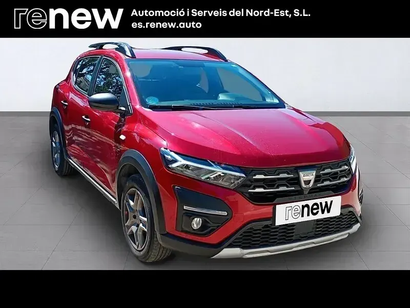 Usado Dacia Sandero Essentiel 100 CV (73 kW) 2022 Rojo Berlina