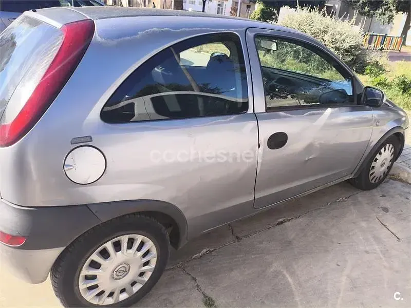 Usado Opel Corsa Edition 65 CV (47 kW) 2003 Gris / plata Utilitario
