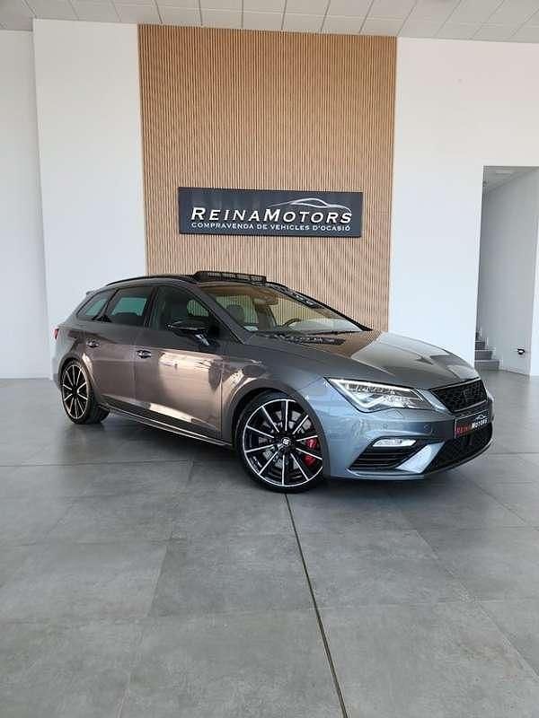 Usado Seat Leon ST 4Drive 300 HP (220 kW) 2017 Cinzento Carrinha