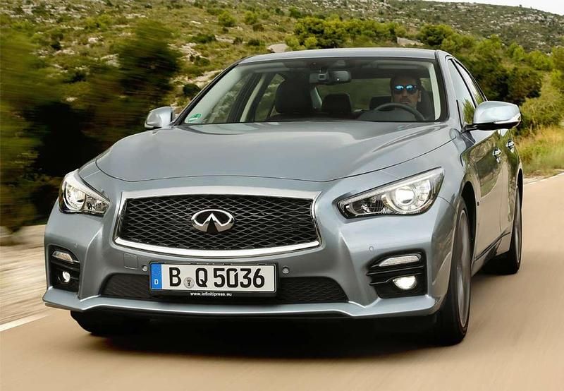 Marrón Usado 2015 Infiniti Q50 Premium Berlina | 13.190 € (Precio justo) - Imagen 1/4
