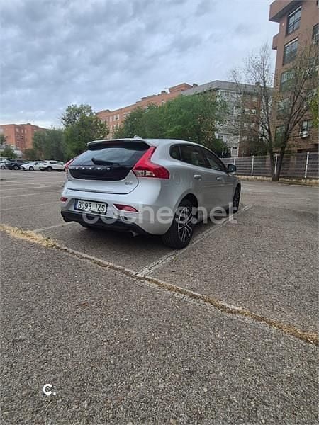 Occasion Volvo V40 R-Design Momentum 150 PK (110 kW) 2017 Grijs Sedan