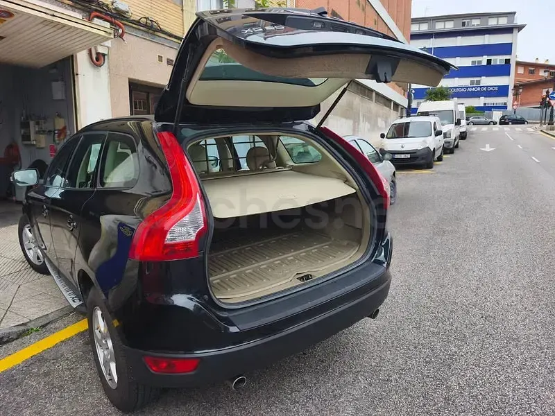 Usado Volvo XC60 Summum 185 CV (136 kW) 2009 Negro SUV