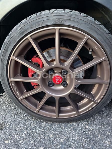 Usado Abarth 500C 140 CV (102 kW) 2012 Gris / plata Descapotable