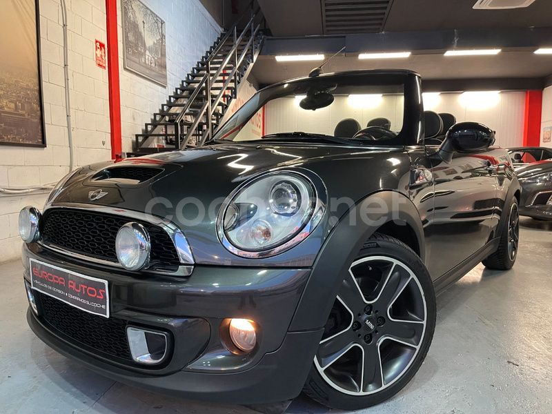 Gris / plata Usado 2011 Mini Cooper S Cabriolet Descapotable | 14.990 € (Un poco caro) - Imagen 1/4