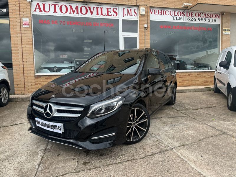 Negro Usado 2018 Mercedes B180 Monovolumen | 18.990 € (Precio justo) - Imagen 1/4