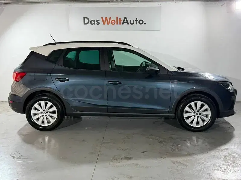 Usado Seat Arona Style 115 CV (84 kW) 2025 Gris SUV