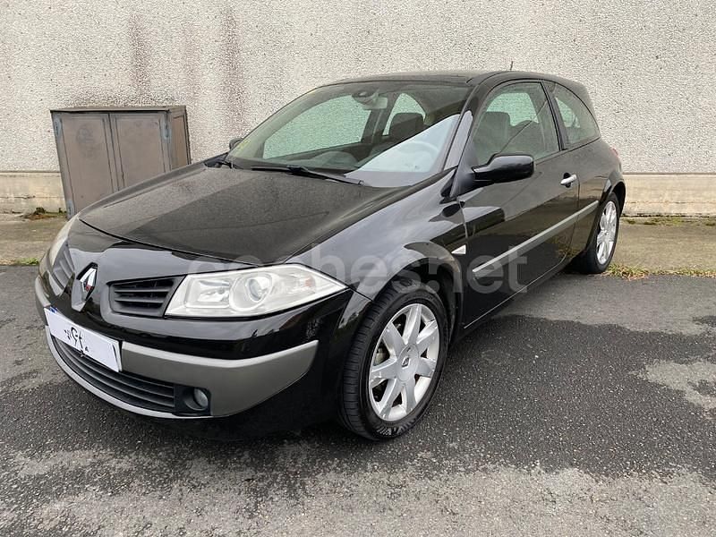 Negro Usado 2007 Renault Mégane II Dynamique Berlina | 3990 € (Precio justo) - Imagen 1/4
