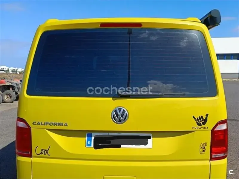 Usado VW California Beach 114 CV (83 kW) 2019 Amarillo Van