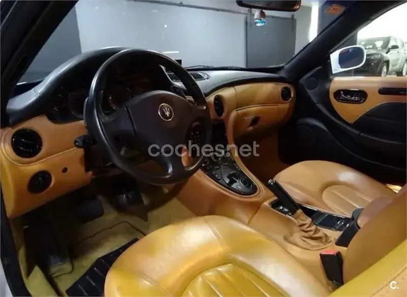 Usado Maserati Coupé 390 CV (286 kW) 2003 Blanco Coupe