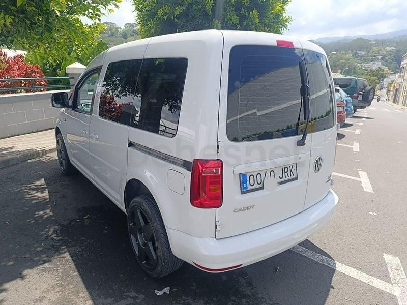 Usado VW Caddy 122 CV (89 kW) 2016 Blanco Monovolumen