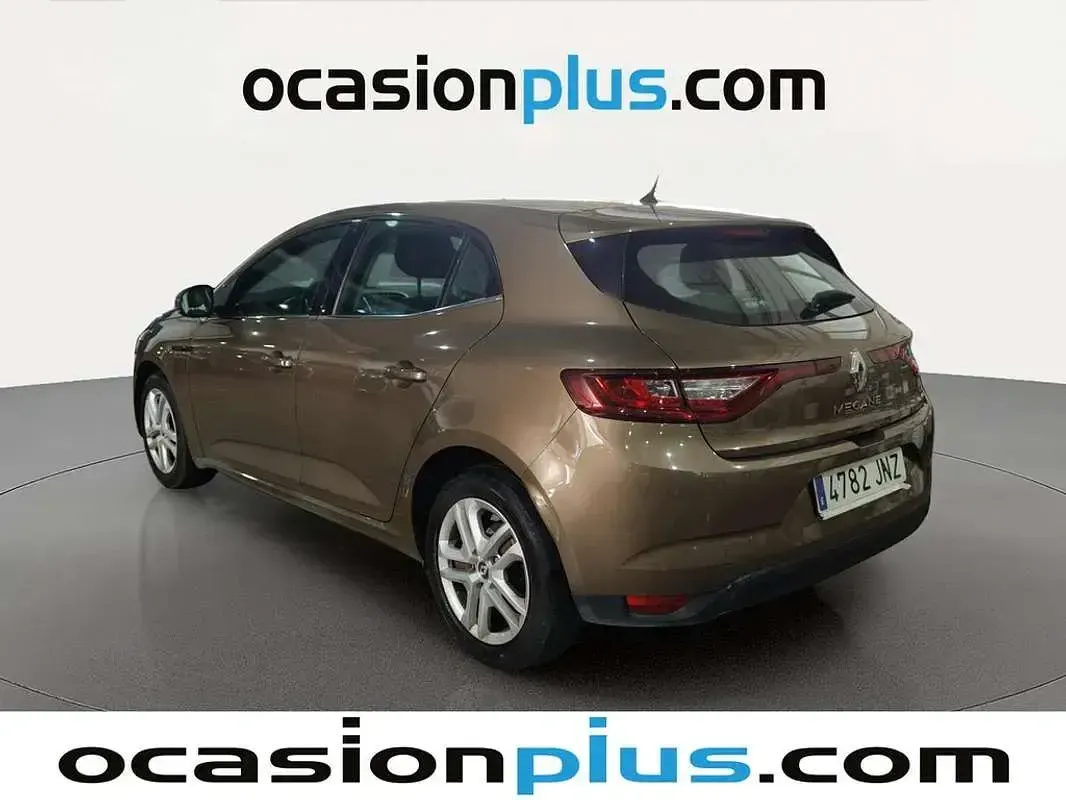 Usado Renault Mégane III Intens 90 CV (66 kW) 2016 Marrón Utilitario