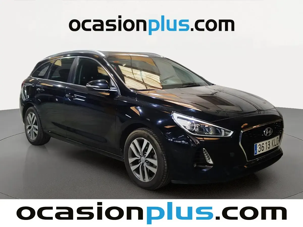 Usado Hyundai i30 110 CV (80 kW) 2018 Negro Familiar