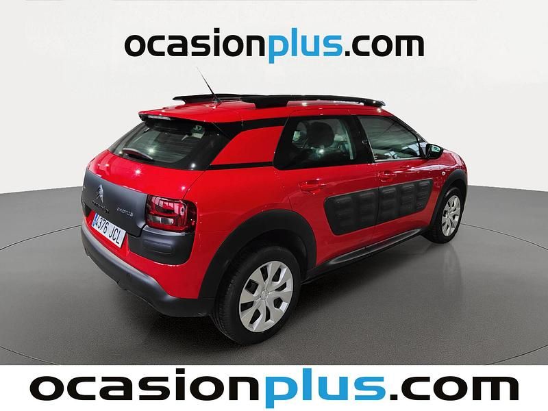 Usado Citroën C4 Cactus Feel 92 CV (67 kW) 2015 Rojo Utilitario