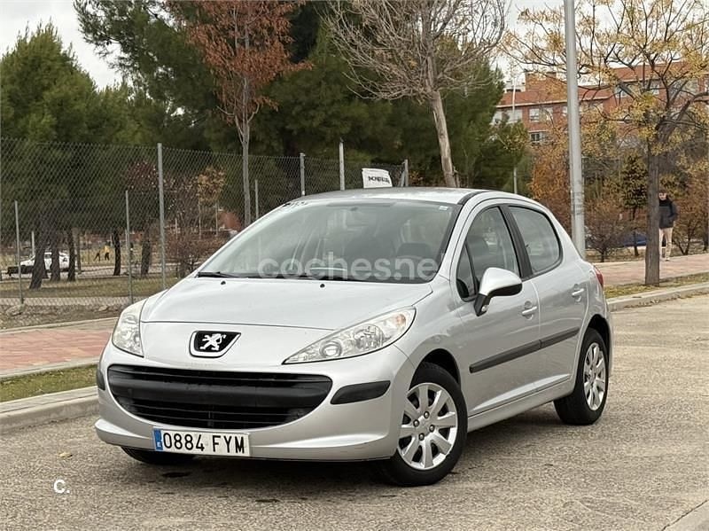 Gris / plata Usado 2008 Peugeot 207 Berlina | 4500 € (Precio justo) - Imagen 1/4