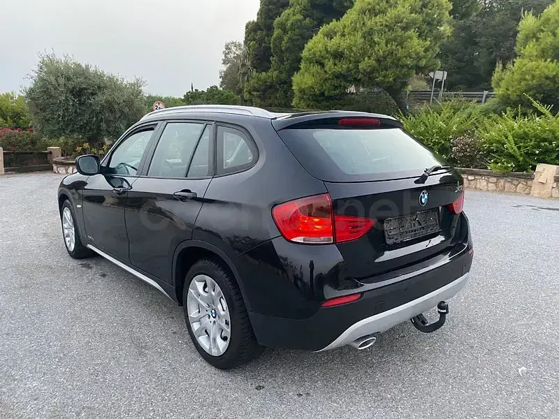 Usado BMW X1 143 CV (105 kW) 2012 Negro SUV