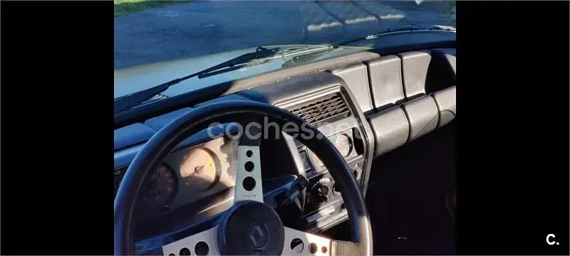 Usado Renault R5 120 CV (88 kW) 1985 Amarillo Utilitario