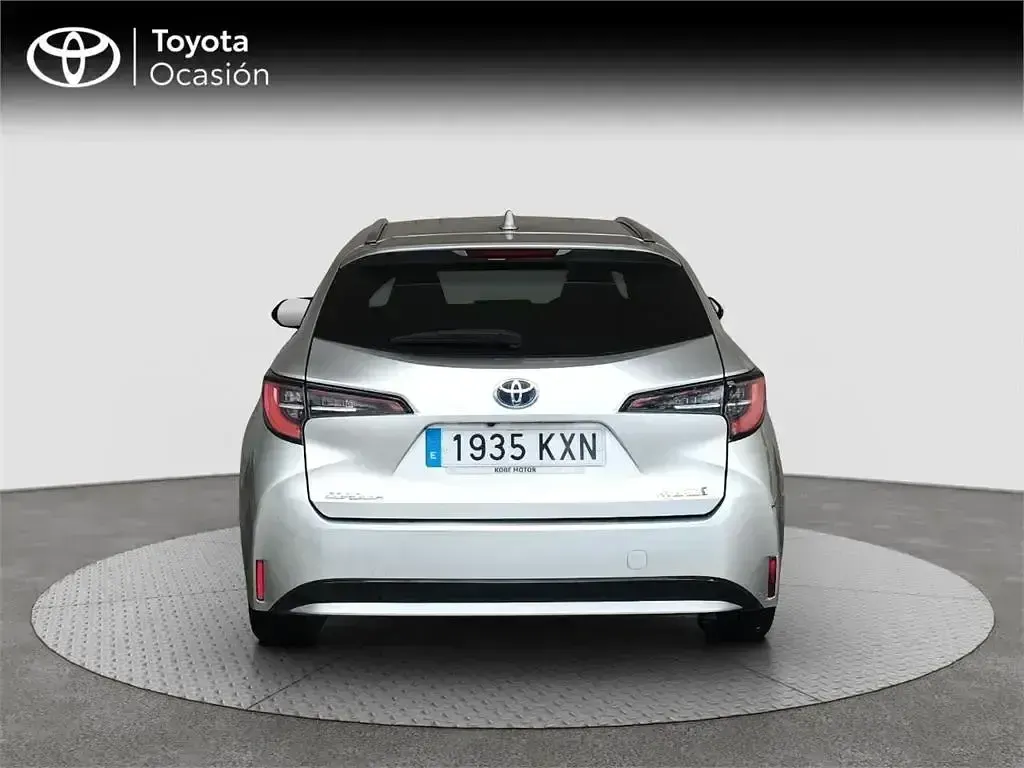 Usado Toyota Corolla Sport 122 CV (89 kW) 2019 Gris Familiar