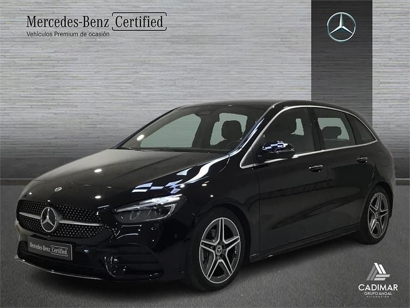 Usado Mercedes B200 AMG line 150 CV (110 kW) 2024 Negro Monovolumen