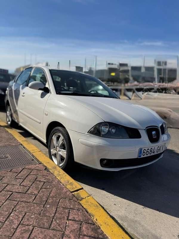 Usado Seat Cordoba 86 CV (63 kW) 2009 Blanco Utilitario