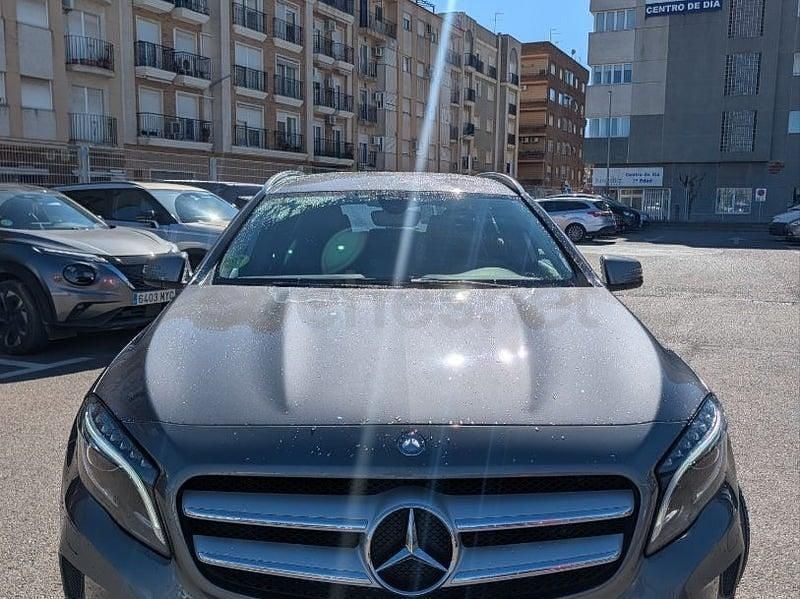 Usado Mercedes GLA220 Urban 177 CV (130 kW) 2016 Gris / plata SUV