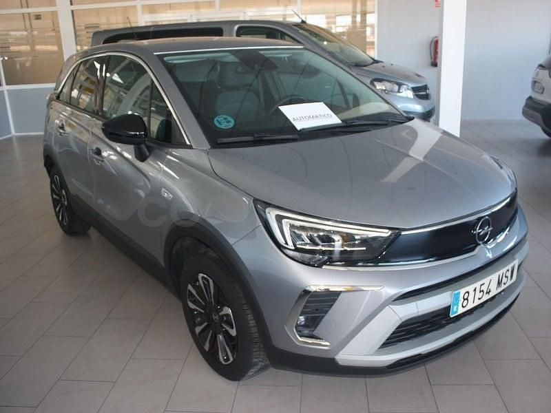 Usado Opel Crossland X Elegance 130 CV (95 kW) 2024 Gris / plata SUV