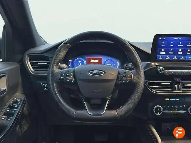 Usado Ford Kuga ST-Line 120 HP (88 kW) 2024 Cinzento SUV