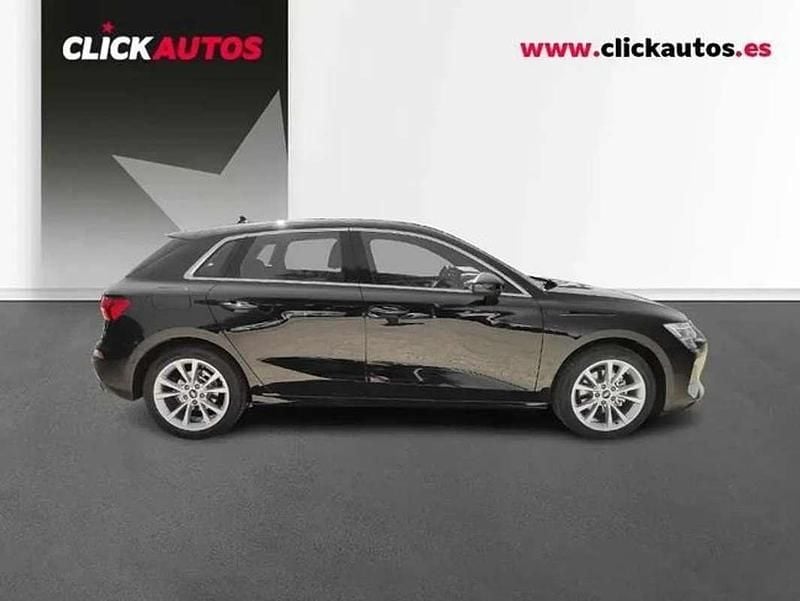 Usado Audi A3 Advanced 116 HP (85 kW) 2025 Preto Sedan